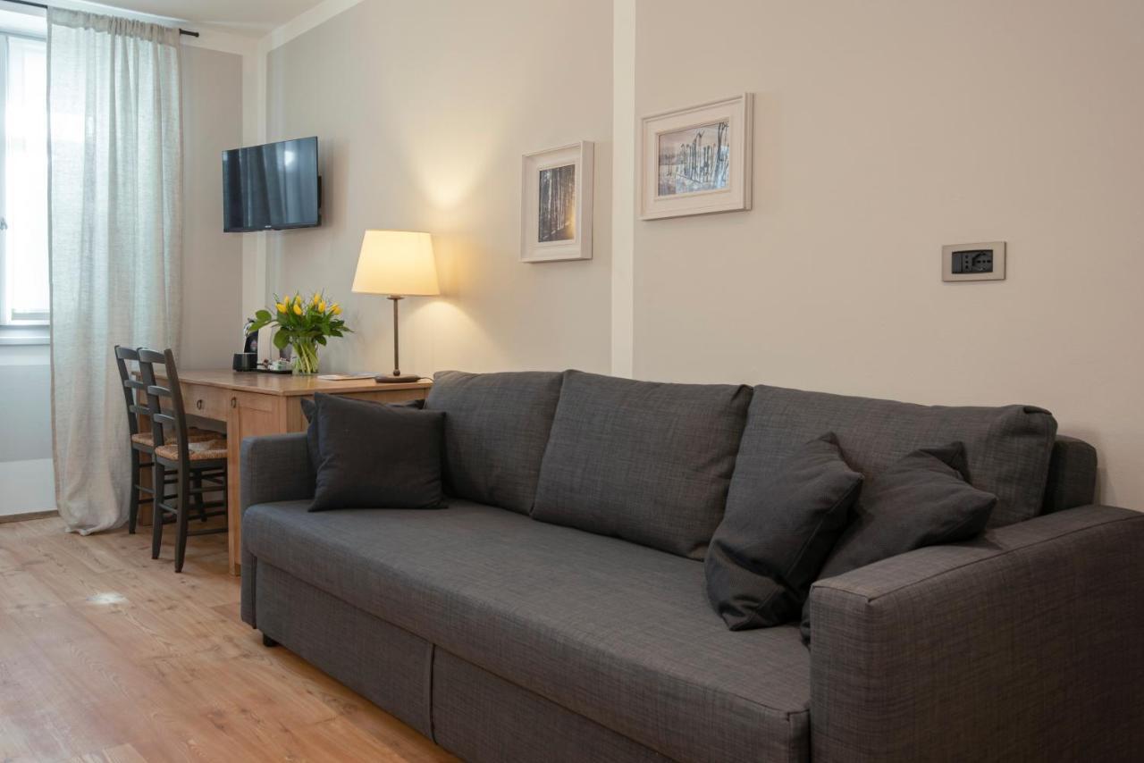 La Canonica Suite Apartments New Location Trydent Zewnętrze zdjęcie