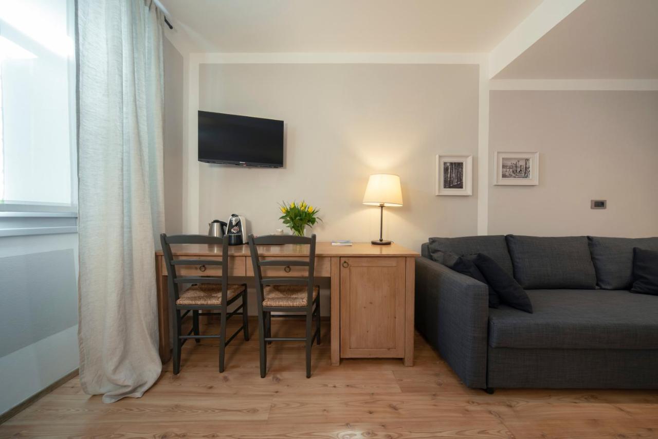 La Canonica Suite Apartments New Location Trydent Zewnętrze zdjęcie